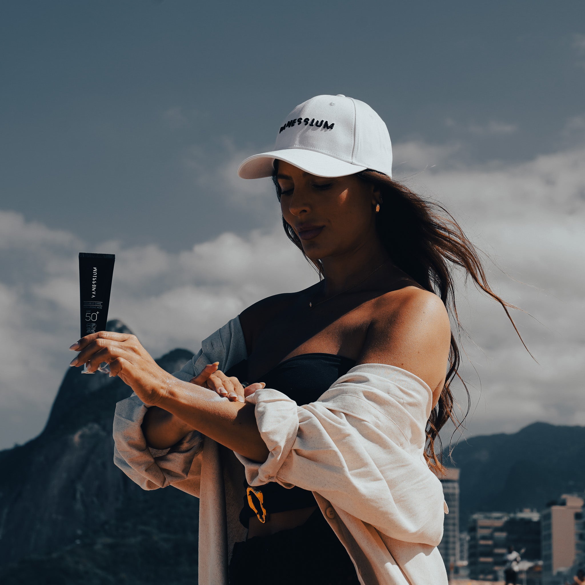 Hyaluronic Acid SPF50+
